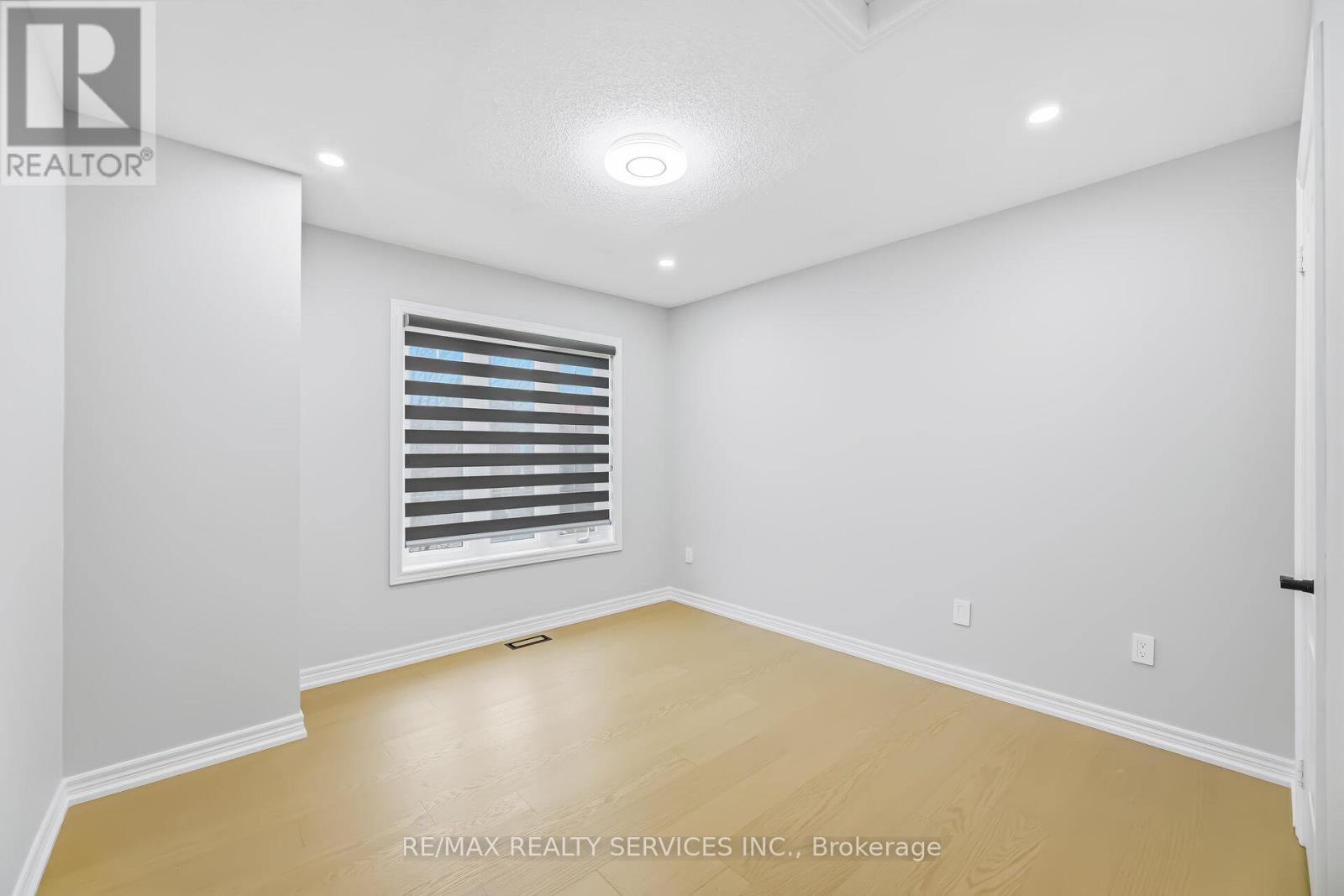 158 Southlake Boulevard, Brampton, Ontario  L6V 4S3 - Photo 29 - W12907318