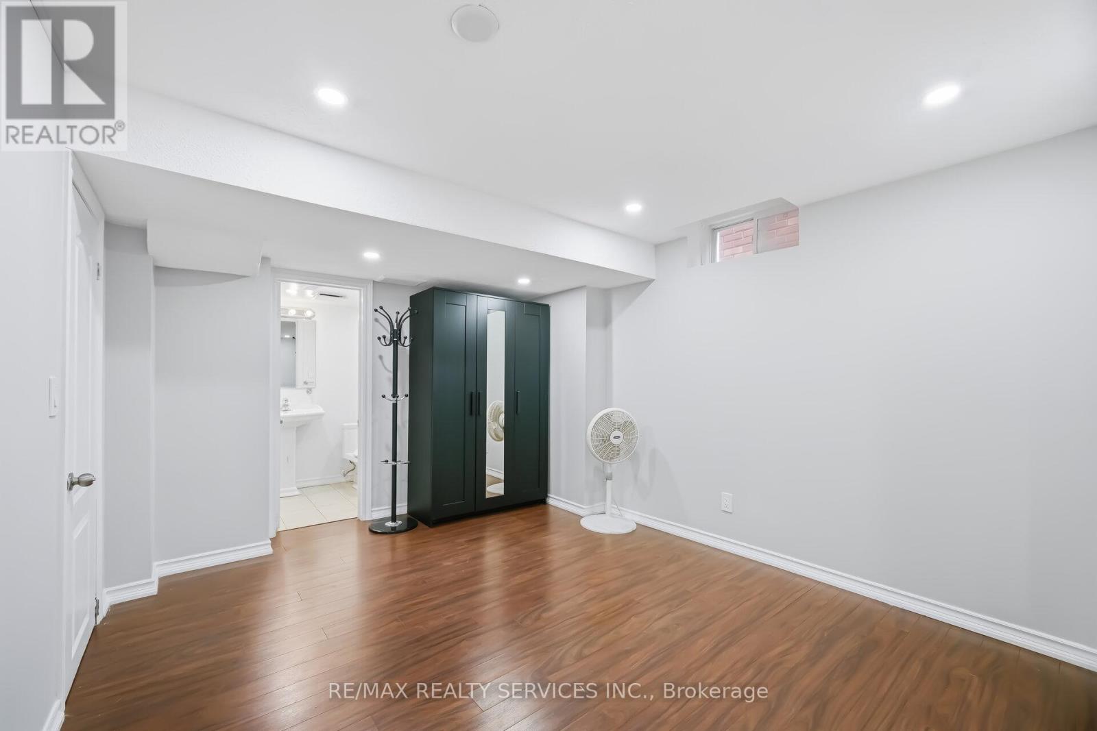 158 Southlake Boulevard, Brampton, Ontario  L6V 4S3 - Photo 41 - W12907318