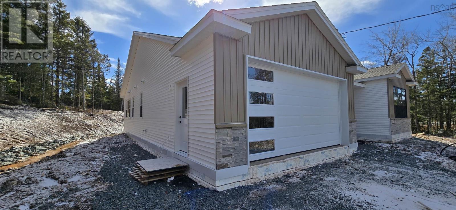 124 Parish Street, Fall River, Nova Scotia  B2T 0W9 - Photo 3 - 202528683