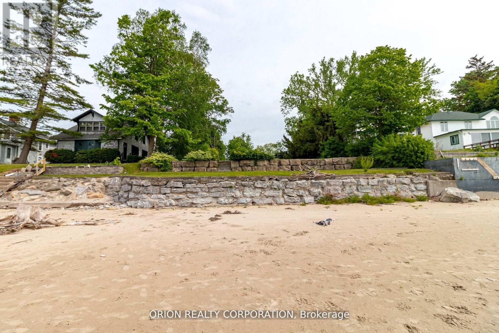 1395 Kam Road, Fort Erie (Crescent Park), Ontario  L2A 5W5 - Photo 3 - X12907330