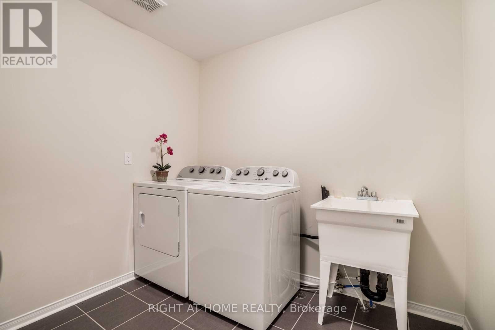 4 Rimrock Crescent, Whitby, Ontario  L1N 0E5 - Photo 16 - E12905940