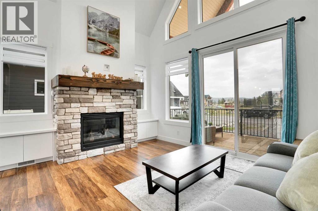 44 Cottageclub Lane, Rural Rocky View County, Alberta  T4C 1B1 - Photo 7 - A2295326