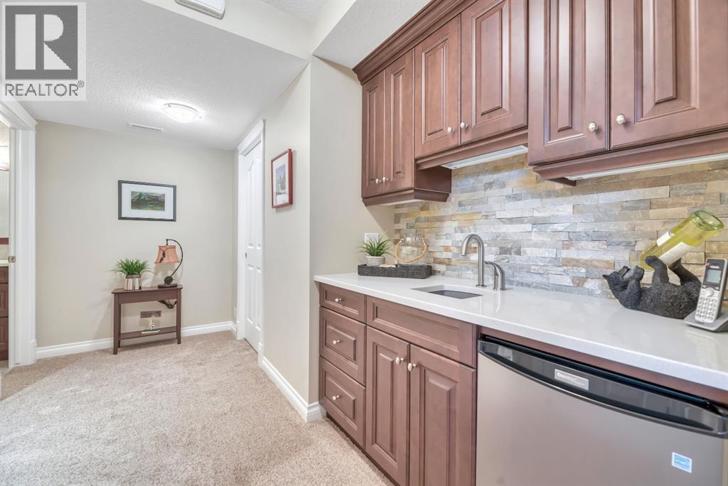 32 Everhollow Crescent SW, Calgary, Alberta  T2Y 5H3 - Photo 39 - A2295391