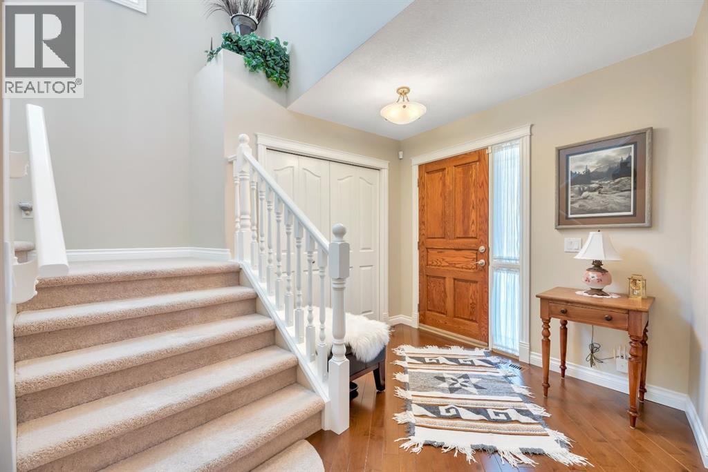 32 Everhollow Crescent SW, Calgary, Alberta  T2Y 5H3 - Photo 9 - A2295391