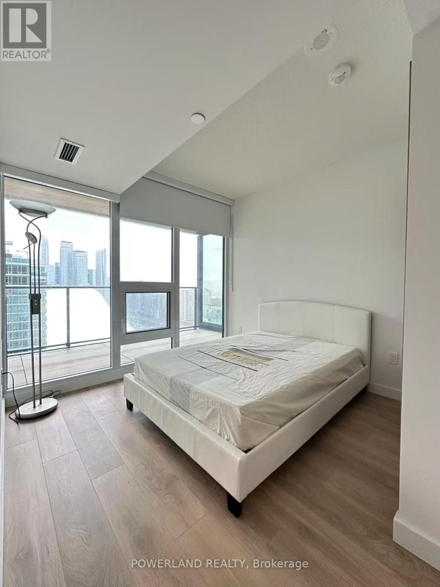 3209 - 3 Concord Cityplace Way, Toronto, Ontario  M5V 0X4 - Photo 5 - C12887410