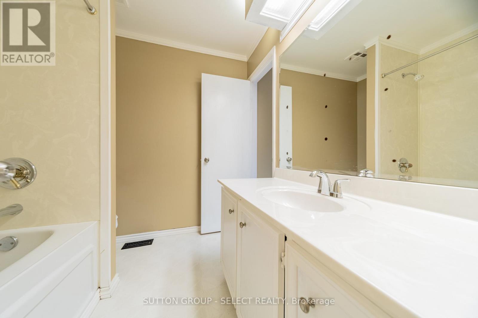 88 - 1328 Commissioners Road W, London South, Ontario  N6K 2Y6 - Photo 25 - X12904926