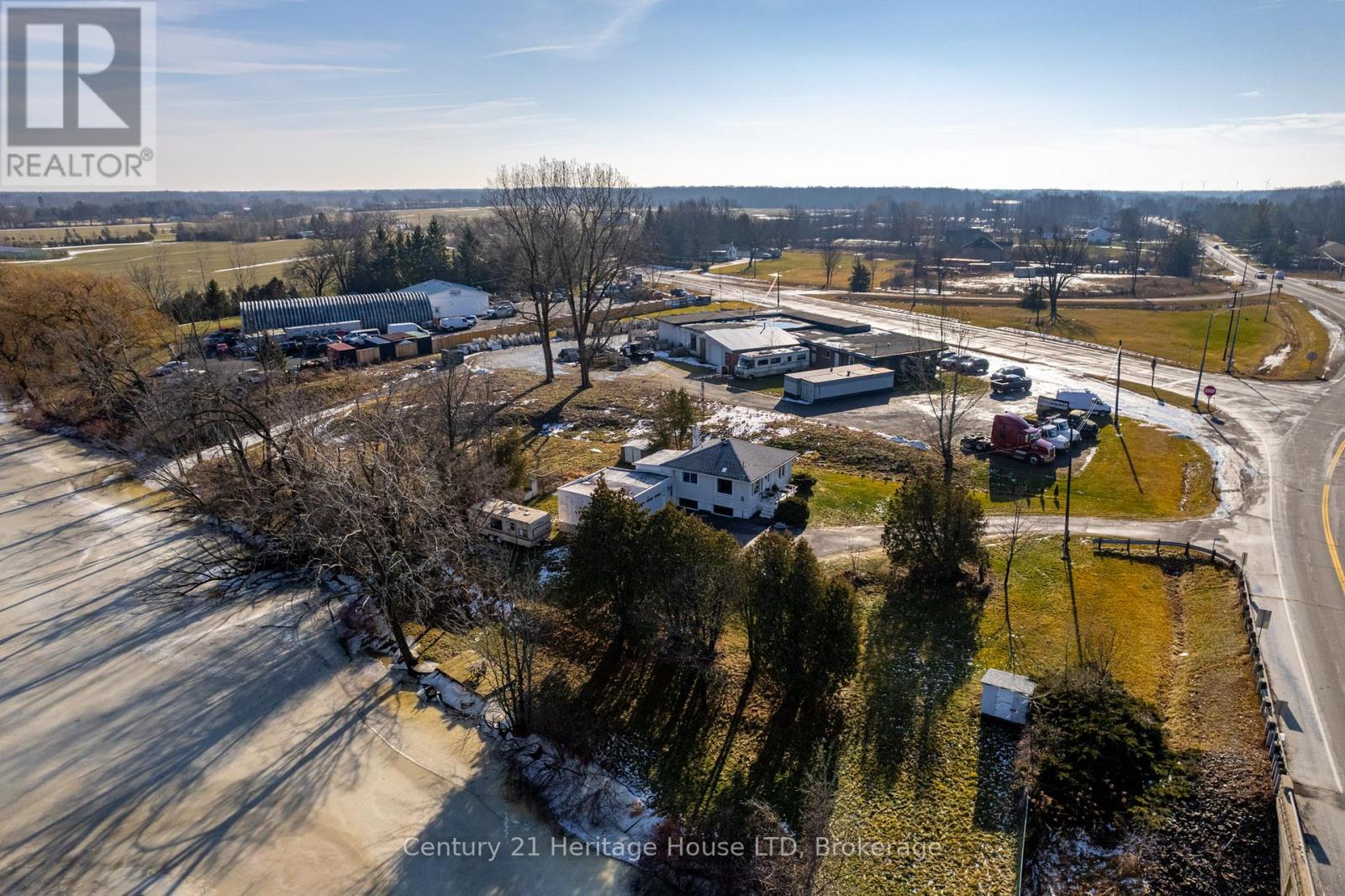 72002 Regional Road, Wainfleet, Ontario L3B 5N6 - Photo 30 - X12688502