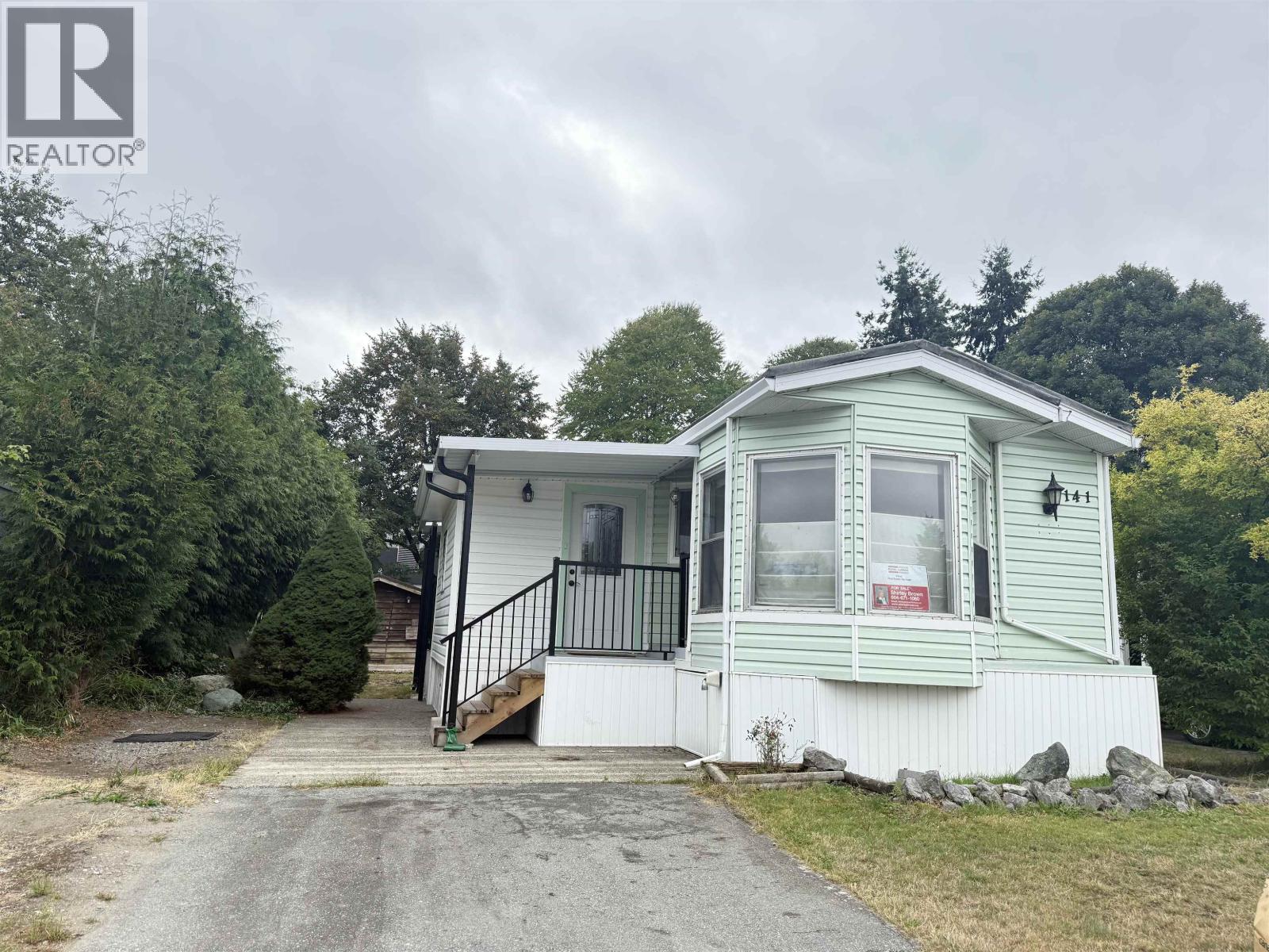 141 145 KING EDWARD STREET, Coquitlam, British Columbia