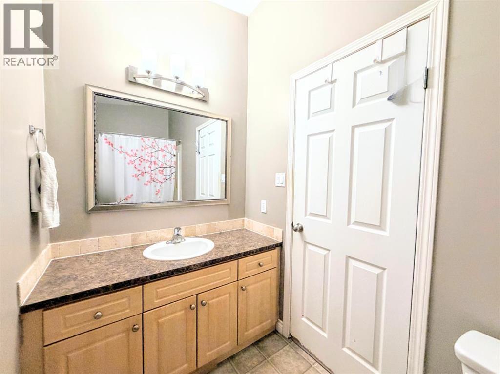 6419 52 Street, Ponoka, Alberta  T4J 1E2 - Photo 9 - A2293928