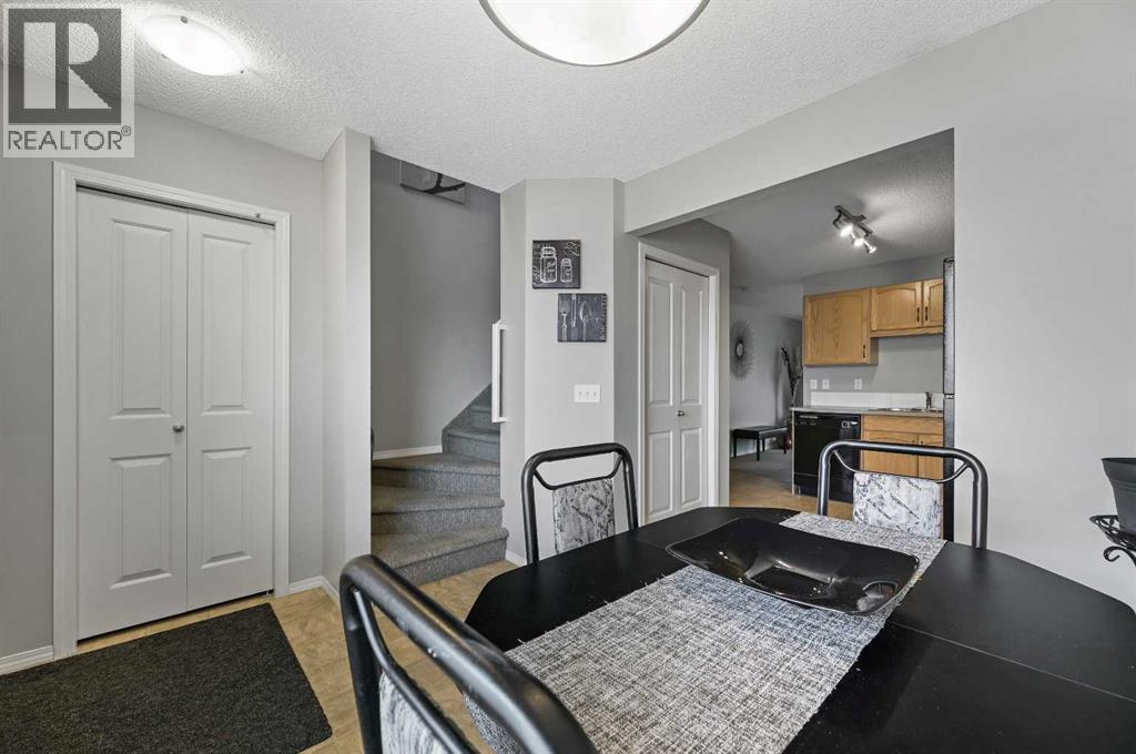 165 Saddlebrook Point Ne, Calgary, Alberta  T3J 0G3 - Photo 5 - A2291859