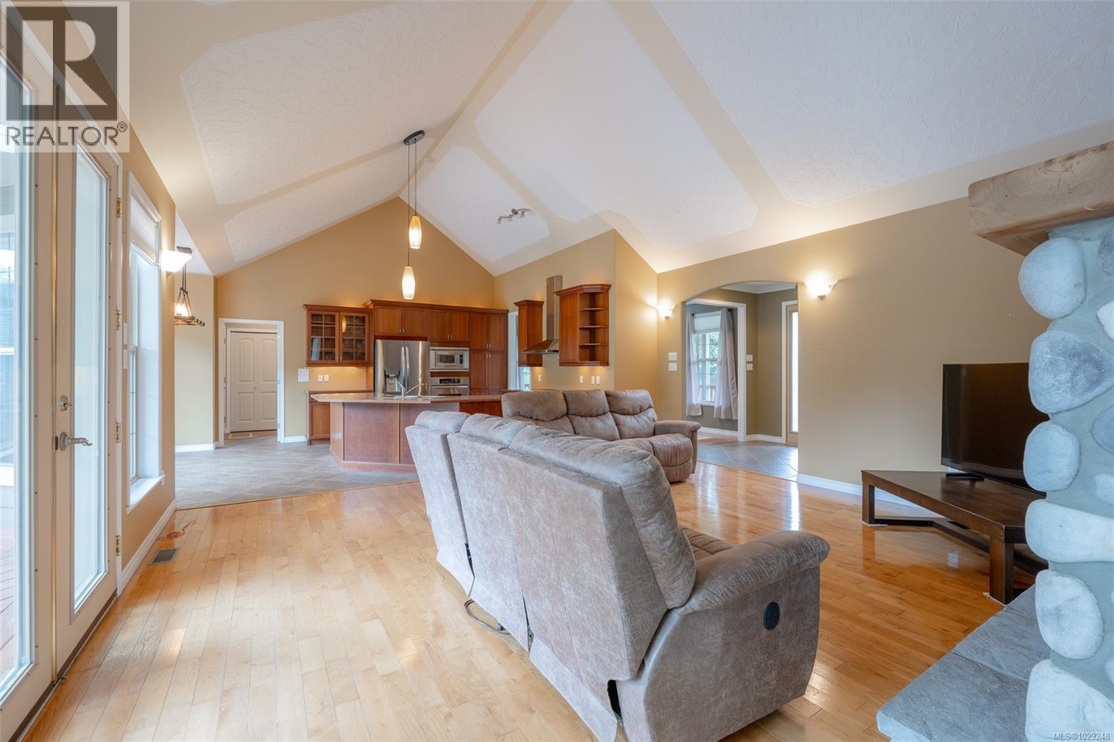 5495 Maebelle Rd, Port Alberni, British Columbia  V9Y 8R2 - Photo 12 - 1029248