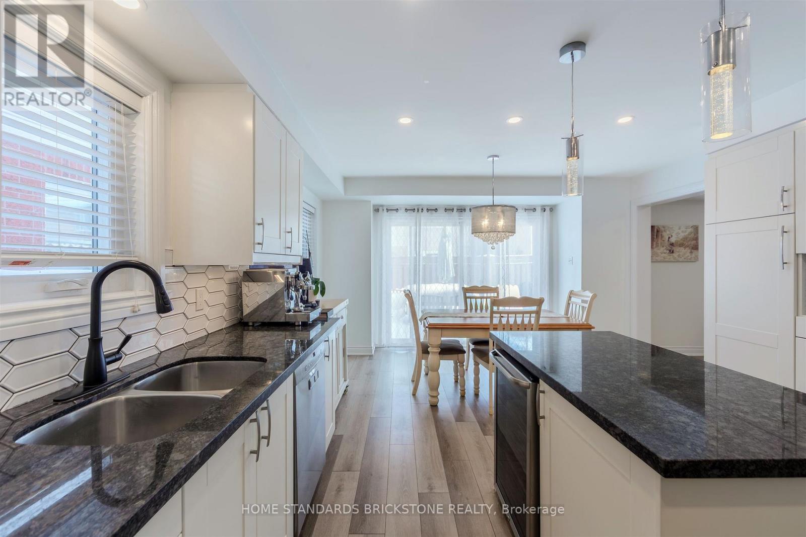 28 Brookhurst Crescent, Hamilton, Ontario  L0R 2H3 - Photo 10 - X12907356