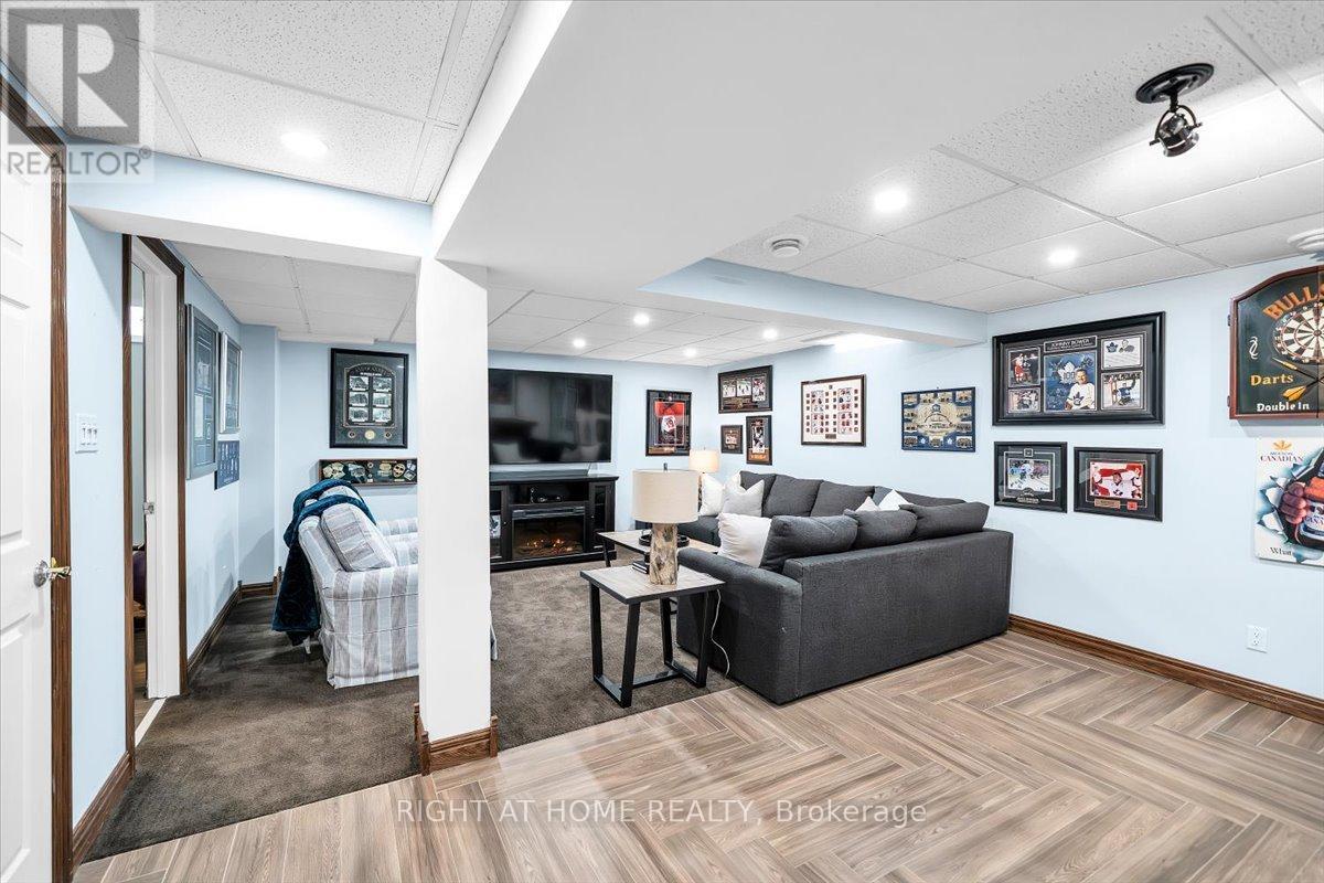 33 Willcocks Crescent, Ajax, Ontario  L1T 3L9 - Photo 42 - E12778292