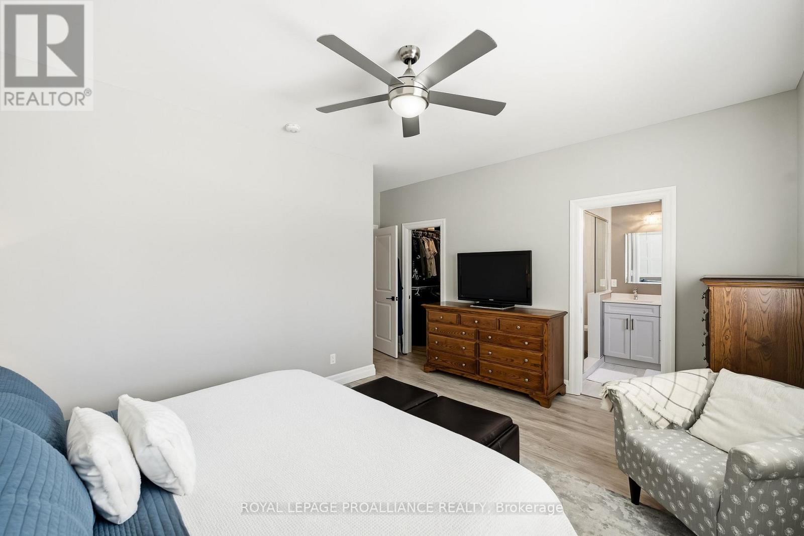 48 Schmidt Way, Quinte West (Murray Ward), Ontario  K8V 0L6 - Photo 22 - X12907390