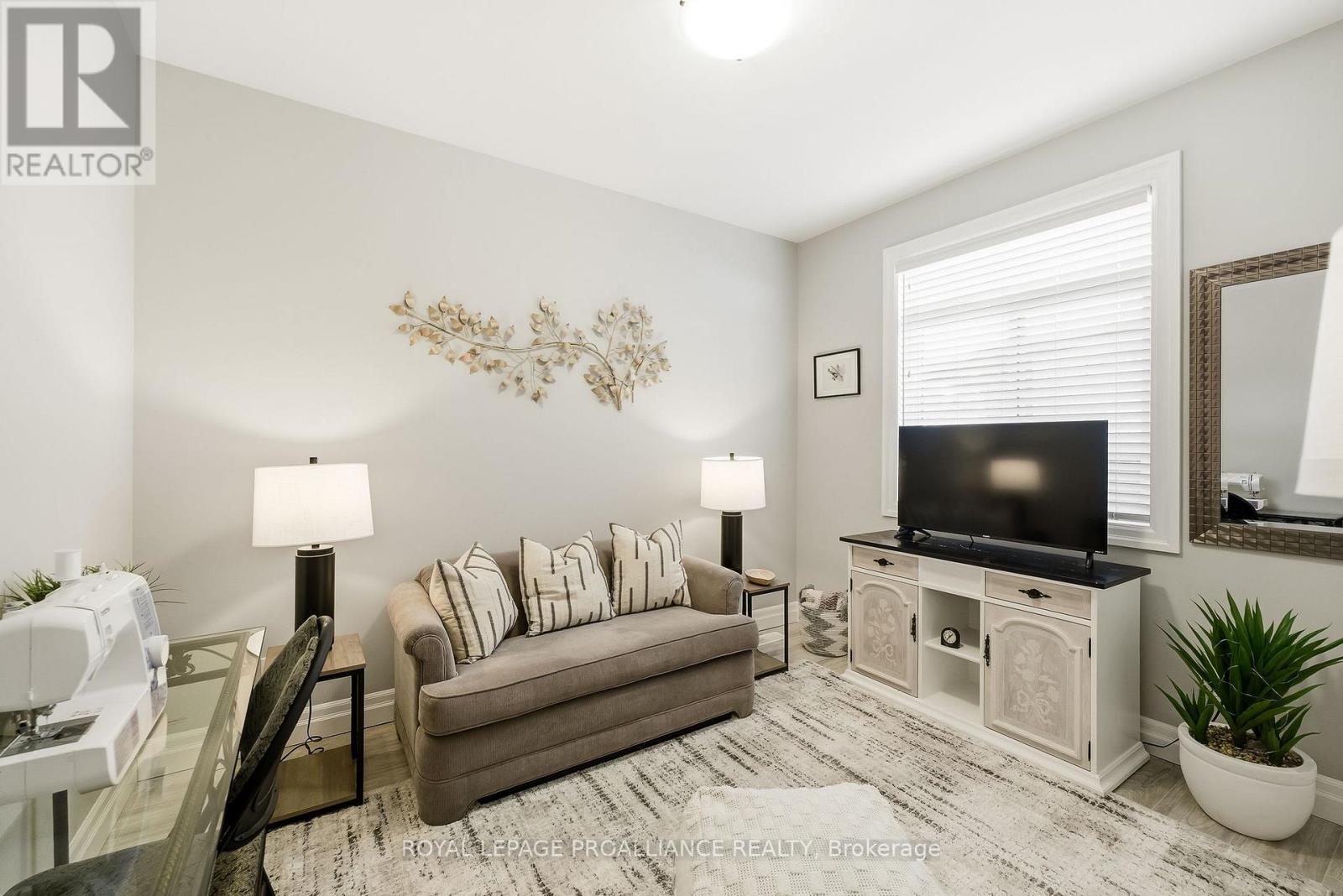 48 Schmidt Way, Quinte West (Murray Ward), Ontario  K8V 0L6 - Photo 27 - X12907390