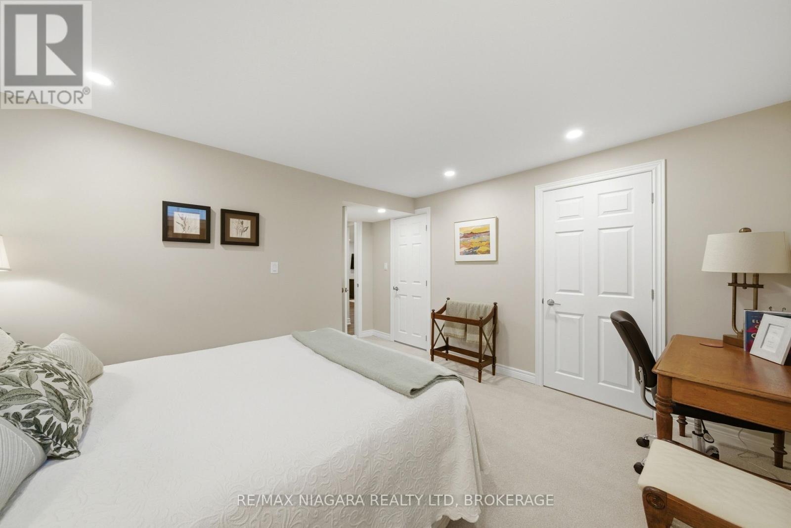 21 - 141 Welland Vale Road, St. Catharines, Ontario  L2S 3S7 - Photo 27 - X12550036