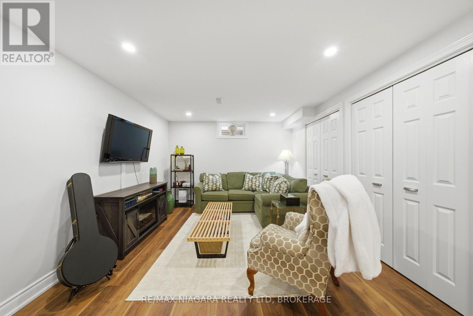 21 - 141 Welland Vale Road, St. Catharines, Ontario  L2S 3S7 - Photo 19 - X12550036