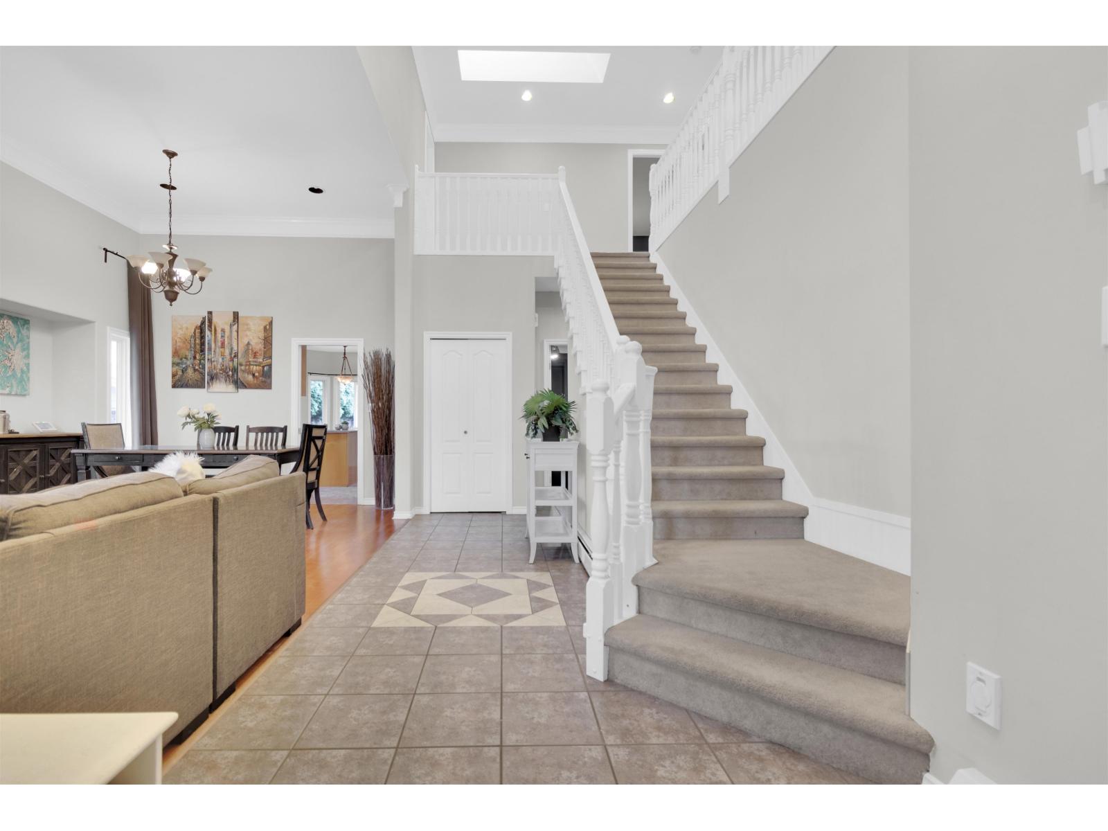 16896 84 Avenue, Surrey, British Columbia  V4N 4V3 - Photo 3 - R3101929