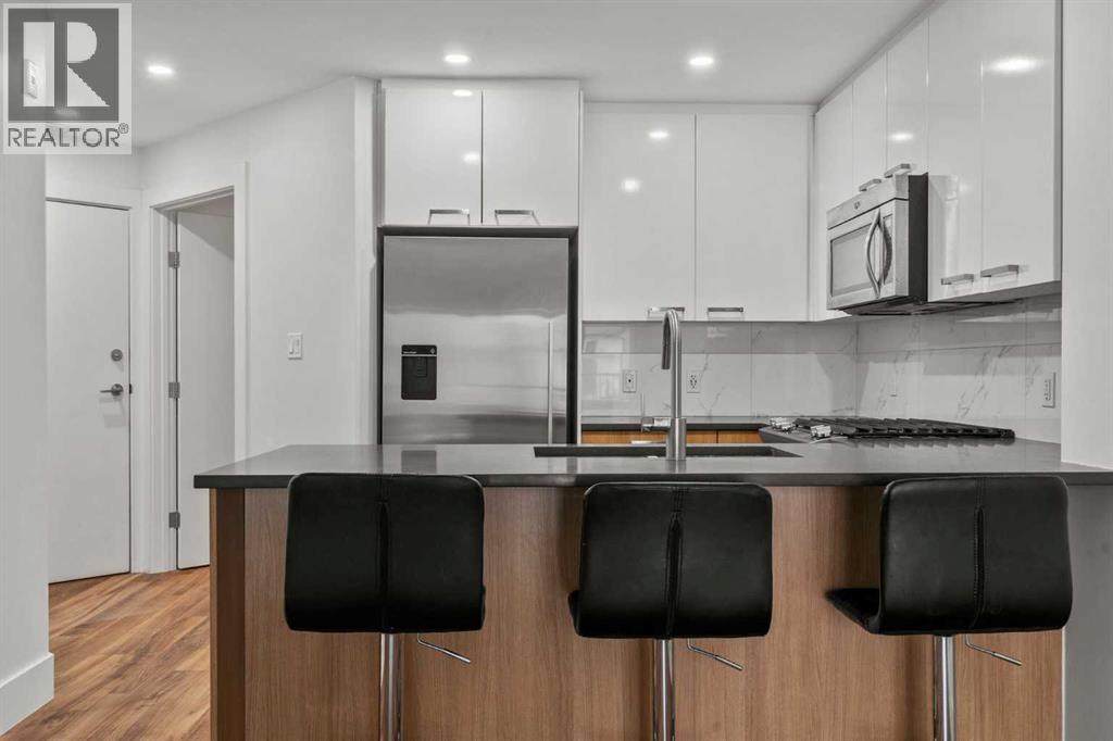 110, 510 Edmonton Trail NE, Calgary, Alberta  T2E 0J7 - Photo 6 - A2293955