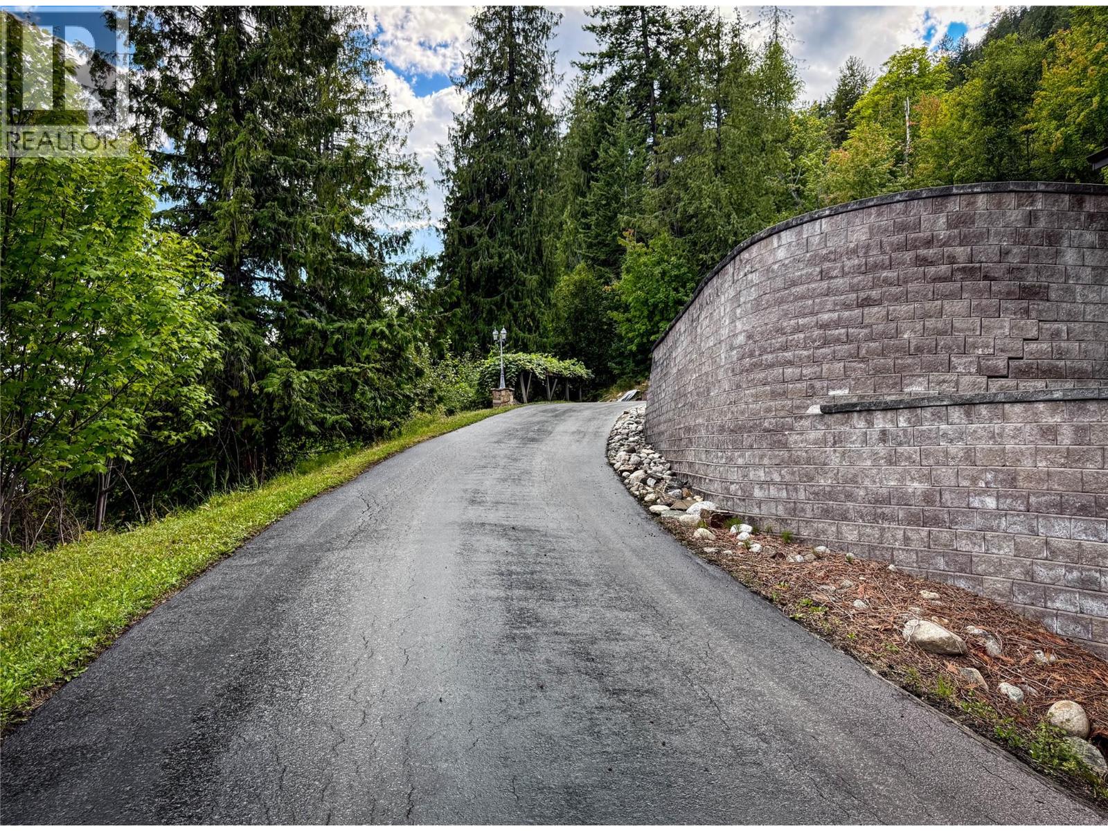 3544 Centre Street, Ainsworth, British Columbia  V0G 1A0 - Photo 68 - 10379669