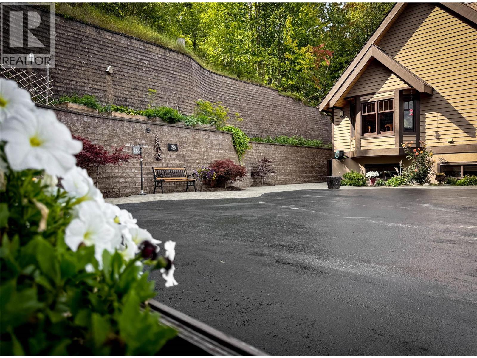 3544 Centre Street, Ainsworth, British Columbia  V0G 1A0 - Photo 69 - 10379669