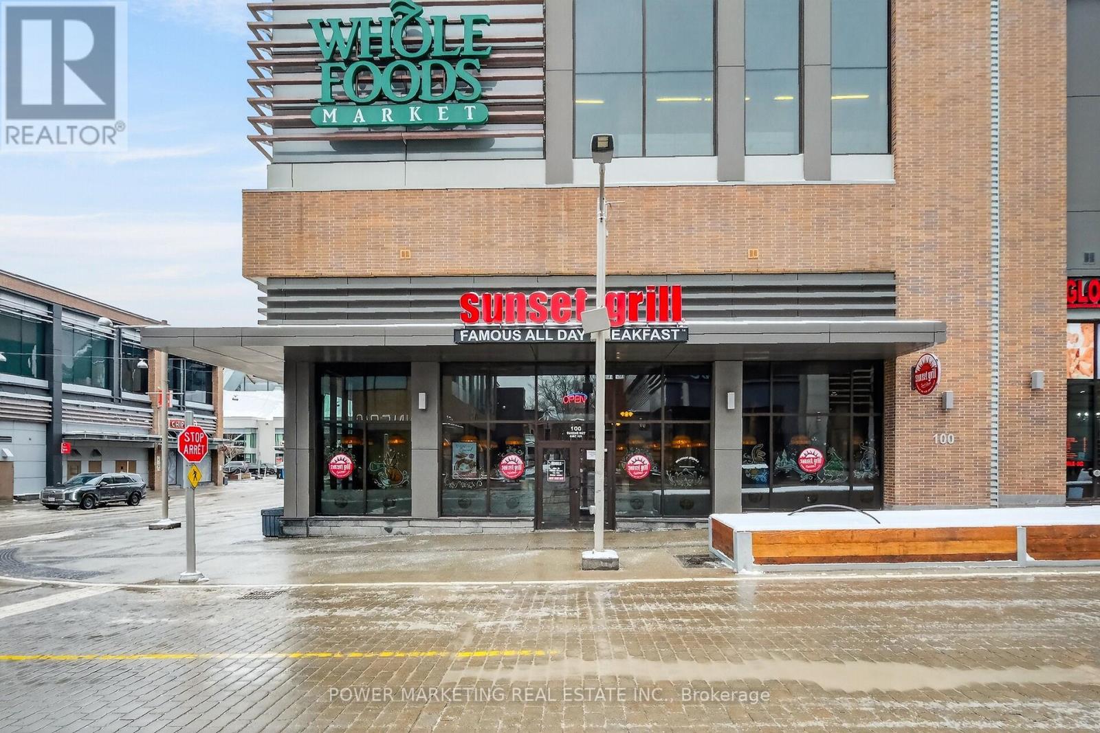 $949,000100 Marche Way, Ottawa, Ontario