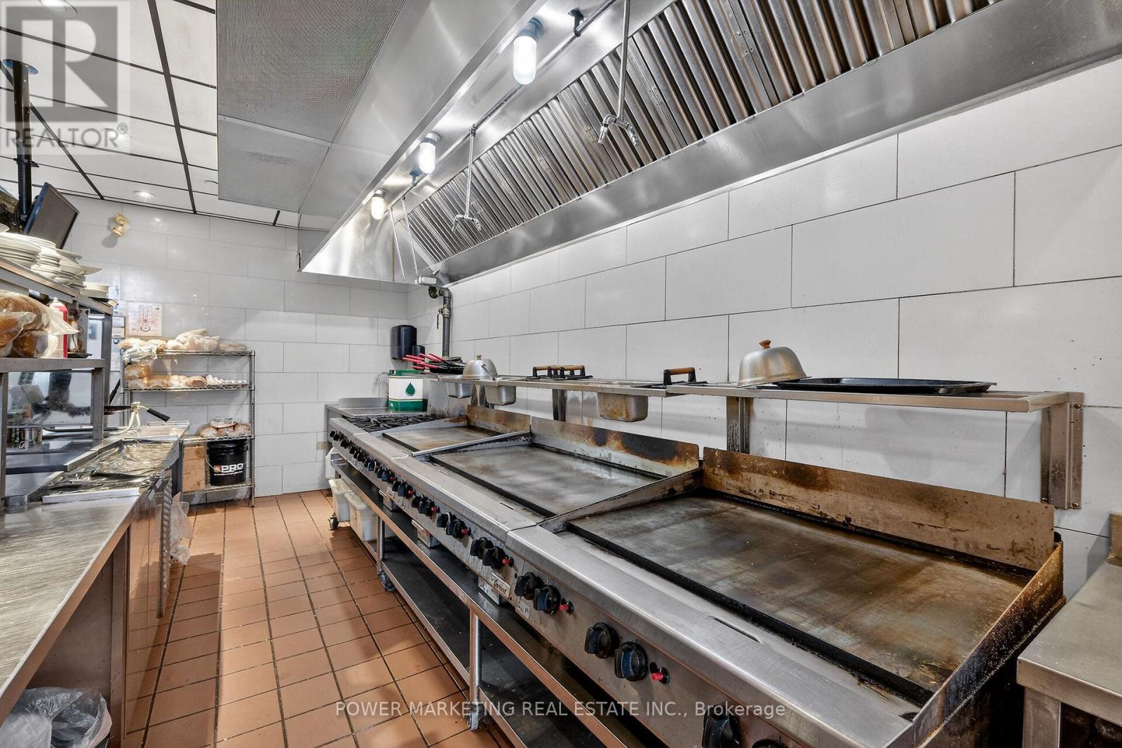 100 Marche Way, Ottawa, Ontario  K1S 5J3 - Photo 24 - X12907396