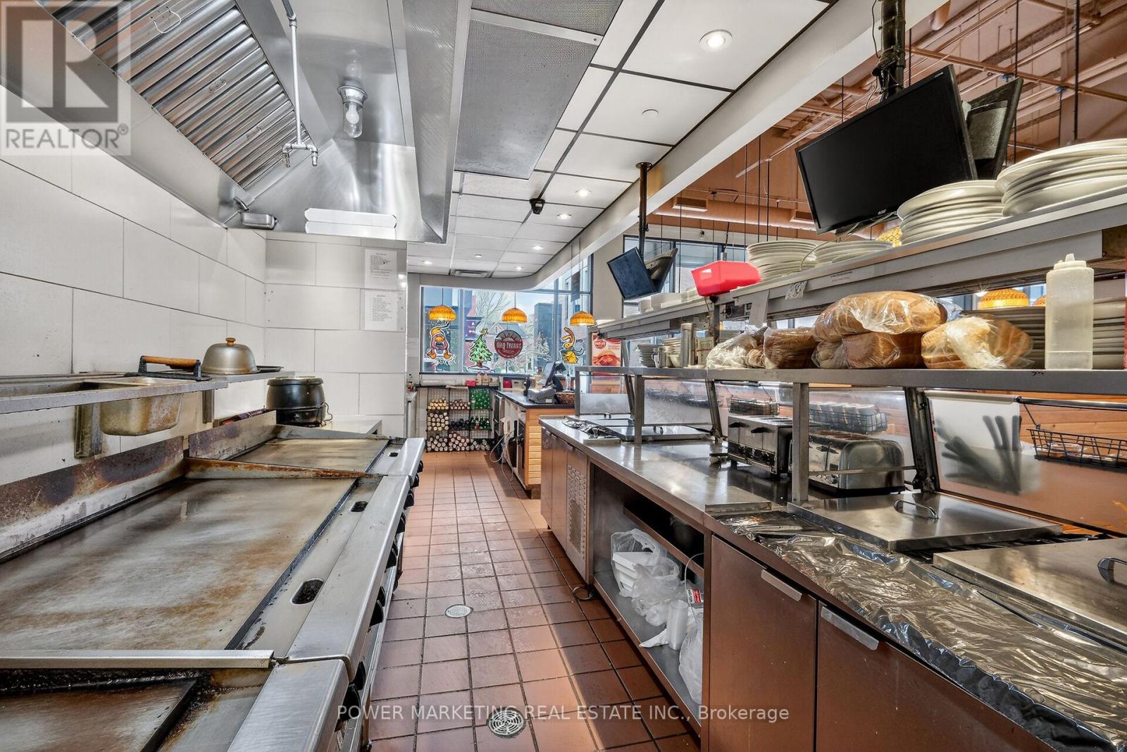 100 Marche Way, Ottawa, Ontario  K1S 5J3 - Photo 26 - X12907396