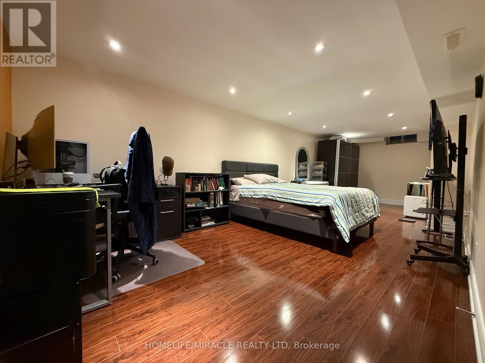 163 Mabley Crescent, Vaughan, Ontario  L4J 2Z7 - Photo 14 - N12901926