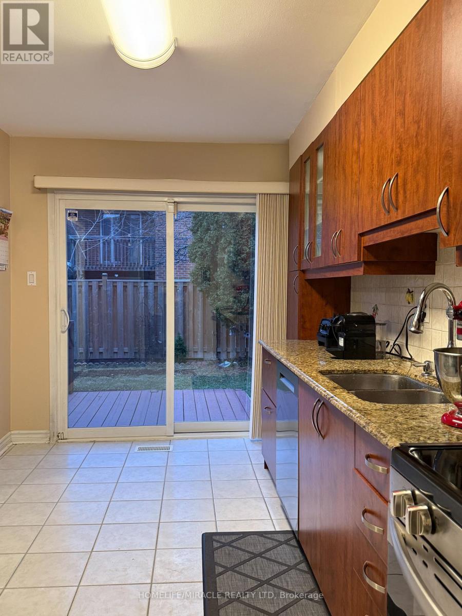 163 Mabley Crescent, Vaughan, Ontario  L4J 2Z7 - Photo 6 - N12901926