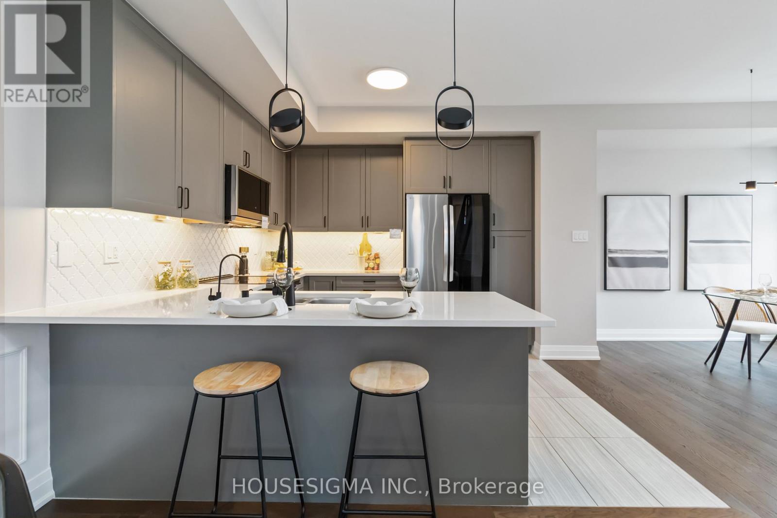 1264 Merton Road, Oakville, Ontario  L6M 5M1 - Photo 11 - W12905440