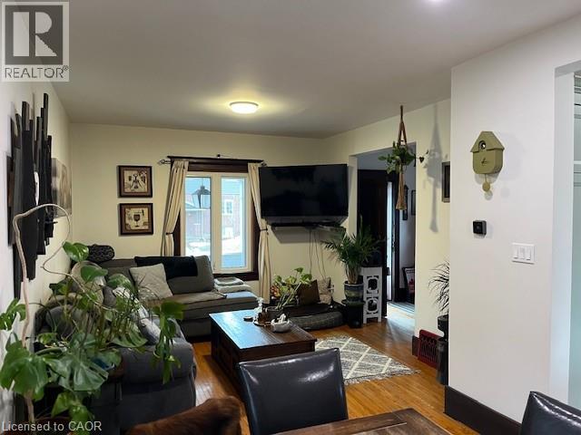 608 Ontario Street, Stratford, Ontario  N5A 3J5 - Photo 4 - 40811819