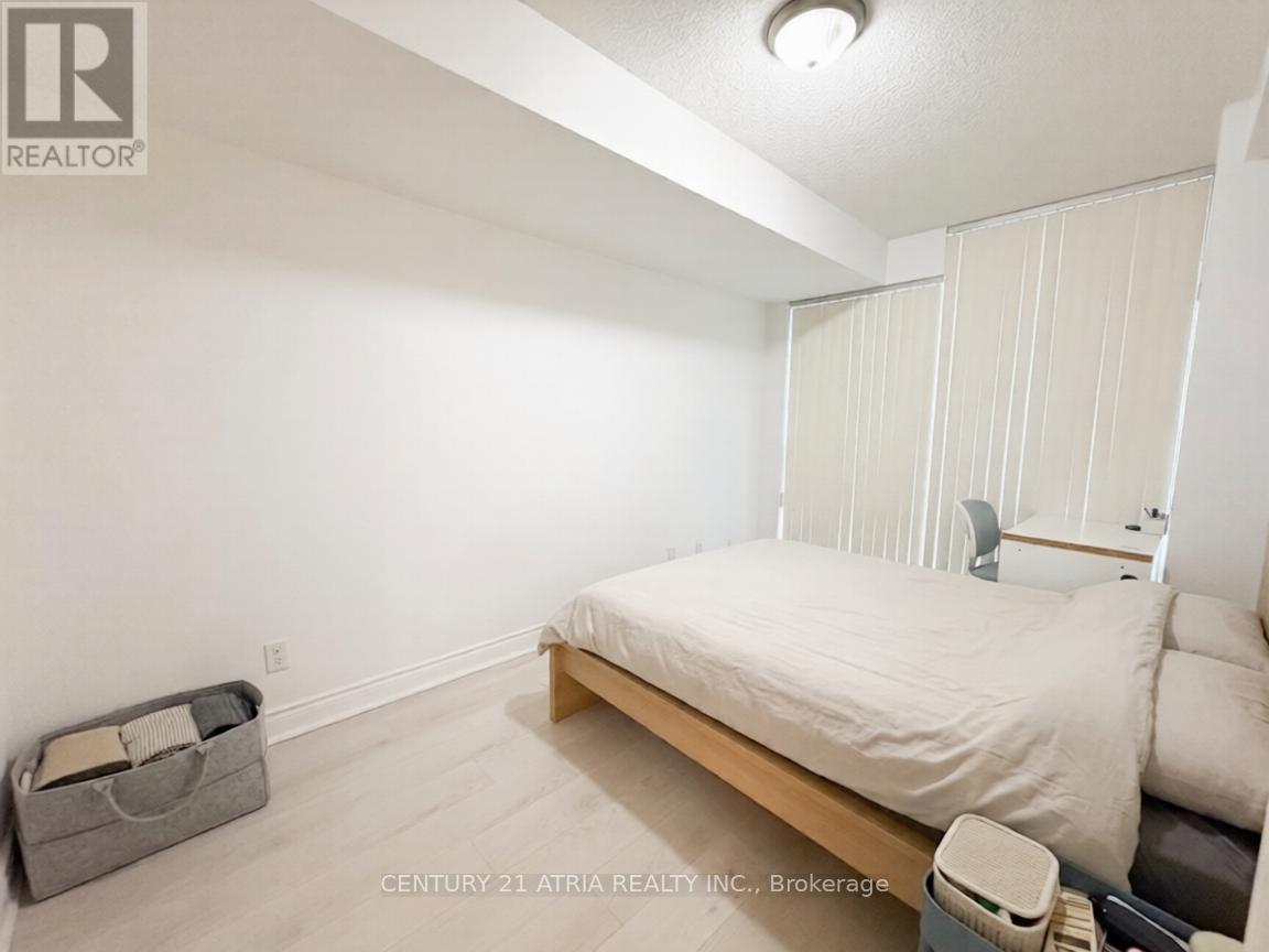 2003 - 15 Greenview Avenue, Toronto, Ontario  M2M 4M7 - Photo 6 - C12907382