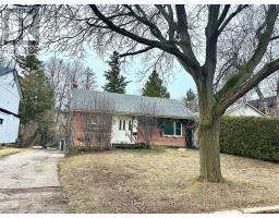 49 ADDISON CRESCENT, Toronto, Ontario