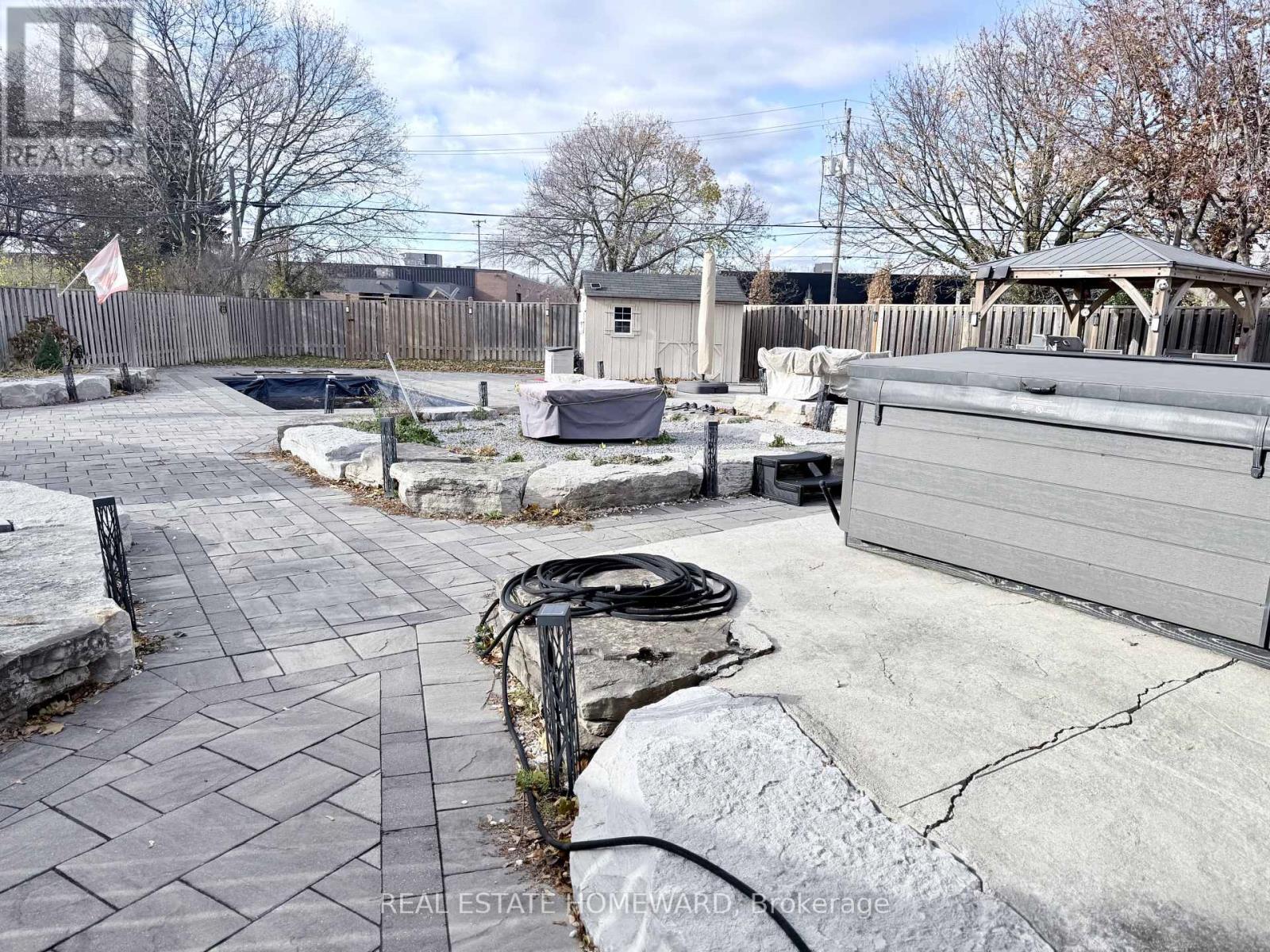 18 Wyndcliff Crescent, Toronto, Ontario  M4A 2K1 - Photo 33 - C12907424