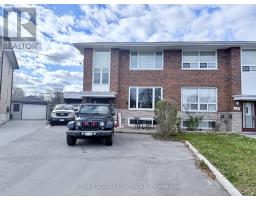 18 WYNDCLIFF CRESCENT, Toronto, Ontario