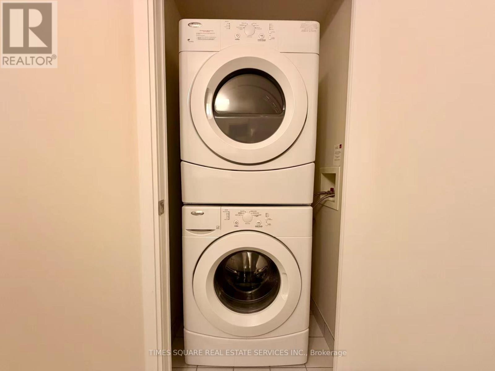 2207 - 151 Village Green Square, Toronto (Agincourt South-Malvern West), Ontario  M1S 0K5 - Photo 15 - E12907374