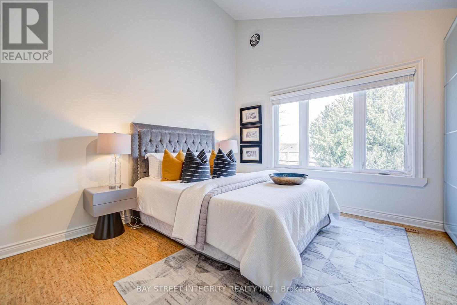 17 Frankdale Avenue, Toronto, Ontario  M4J 3Z8 - Photo 12 - E12907406