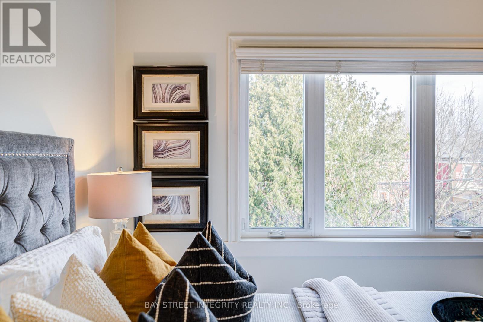 17 Frankdale Avenue, Toronto, Ontario  M4J 3Z8 - Photo 14 - E12907406