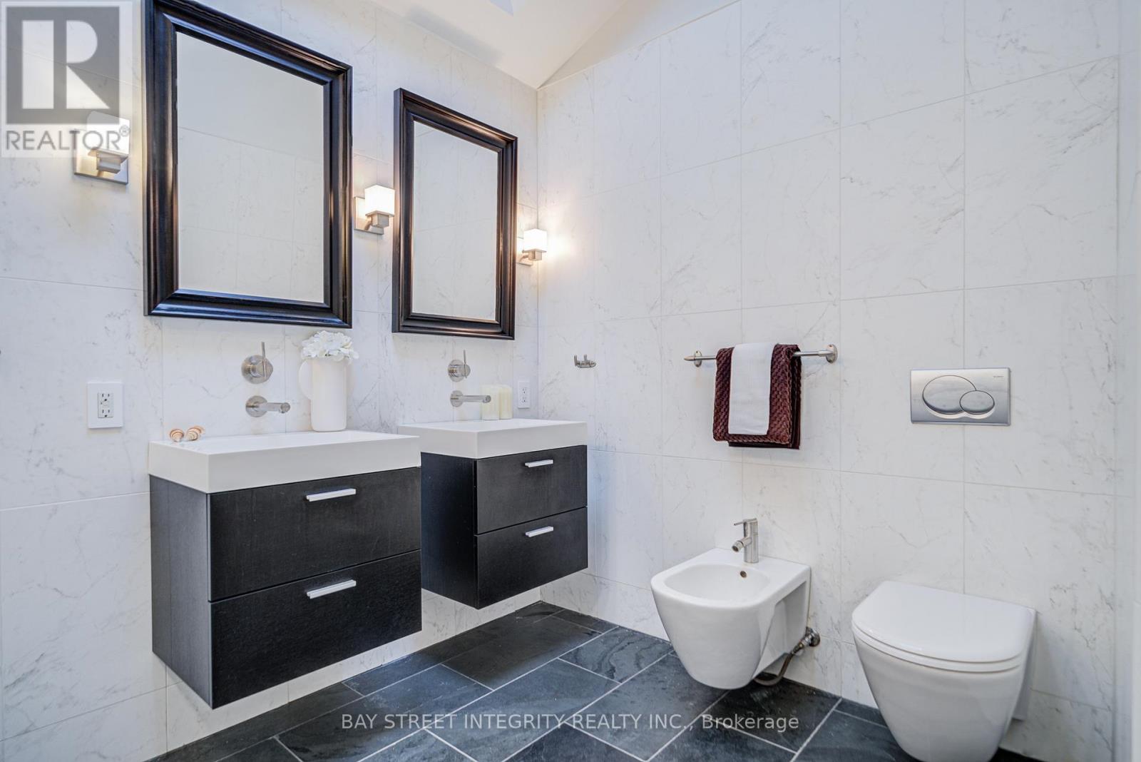 17 Frankdale Avenue, Toronto, Ontario  M4J 3Z8 - Photo 27 - E12907406