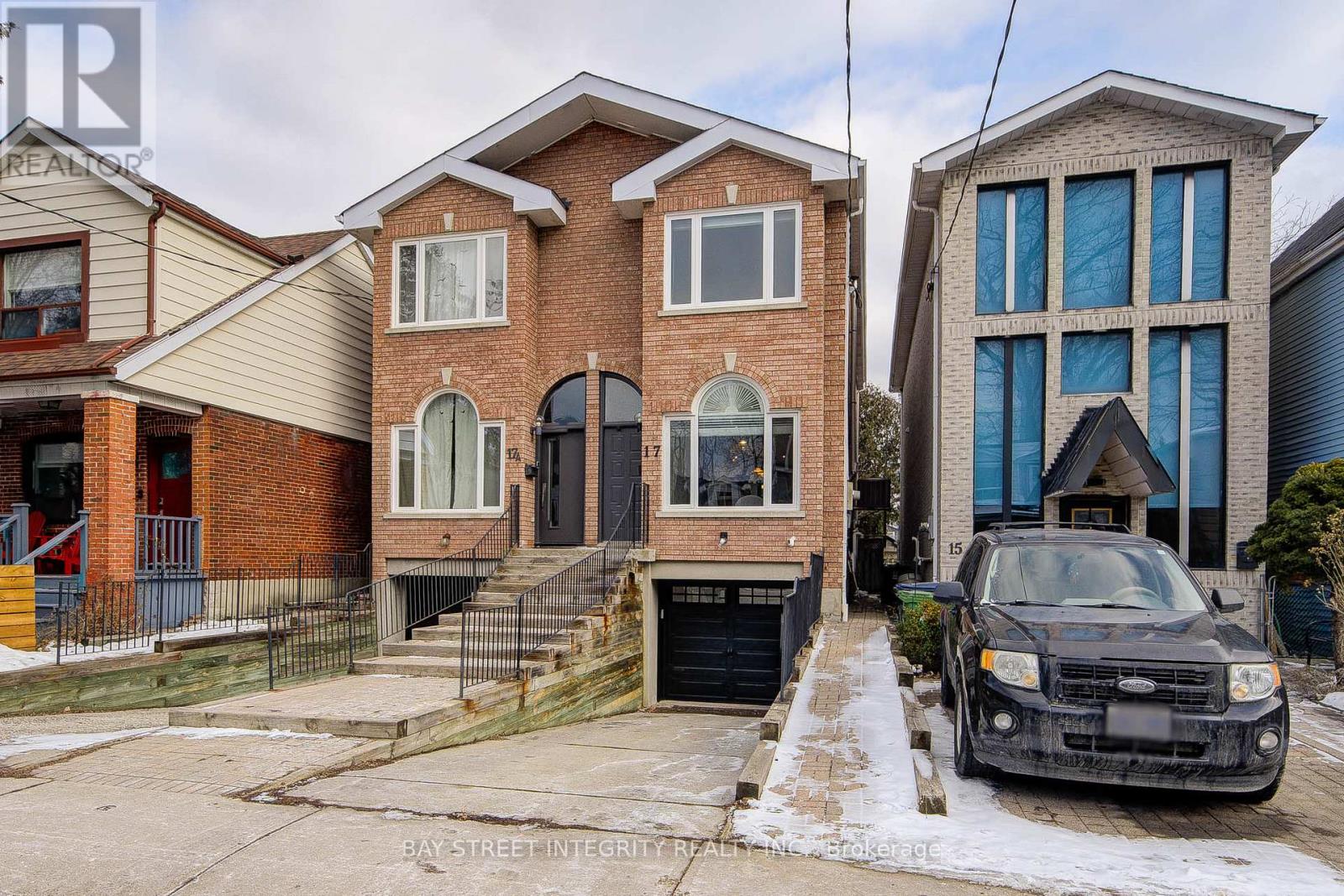 17 Frankdale Avenue, Toronto, Ontario  M4J 3Z8 - Photo 37 - E12907406