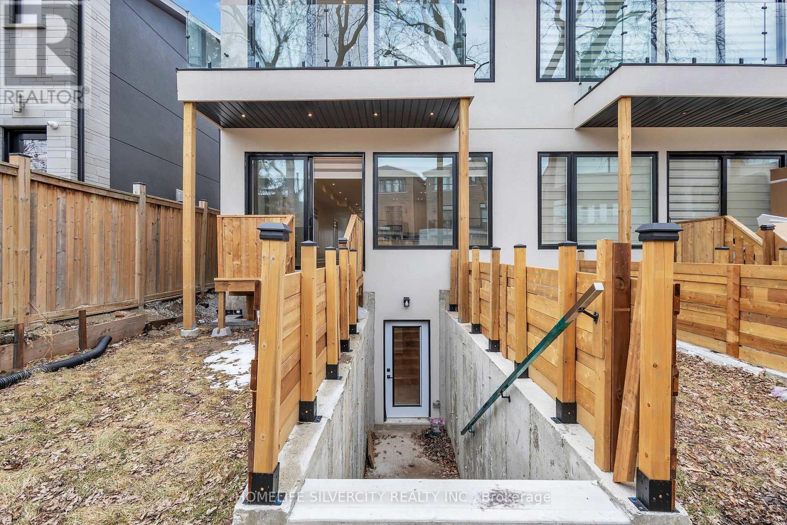 25a Pine Avenue N, Mississauga, Ontario  L5H 2P9 - Photo 46 - W12905730