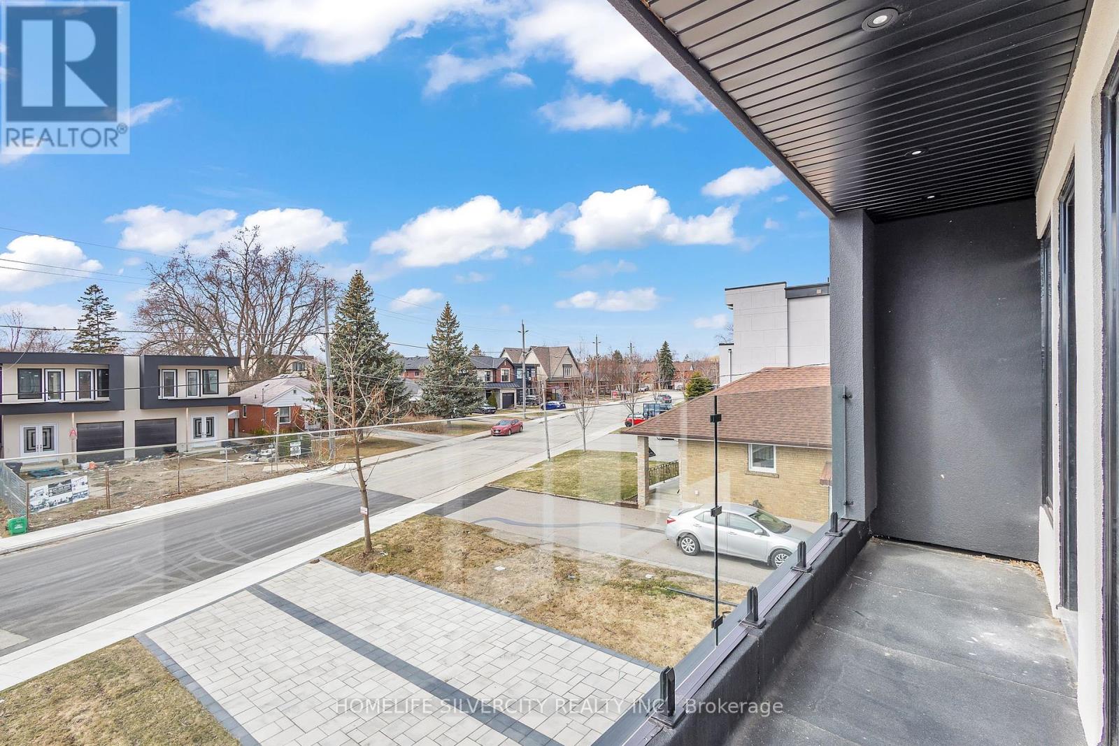 25a Pine Avenue N, Mississauga, Ontario  L5H 2P9 - Photo 36 - W12905730