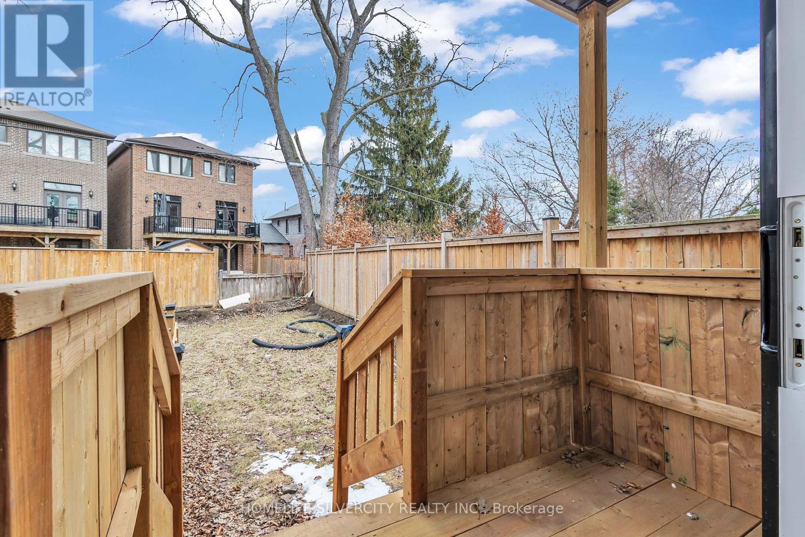 25a Pine Avenue N, Mississauga, Ontario  L5H 2P9 - Photo 45 - W12905730