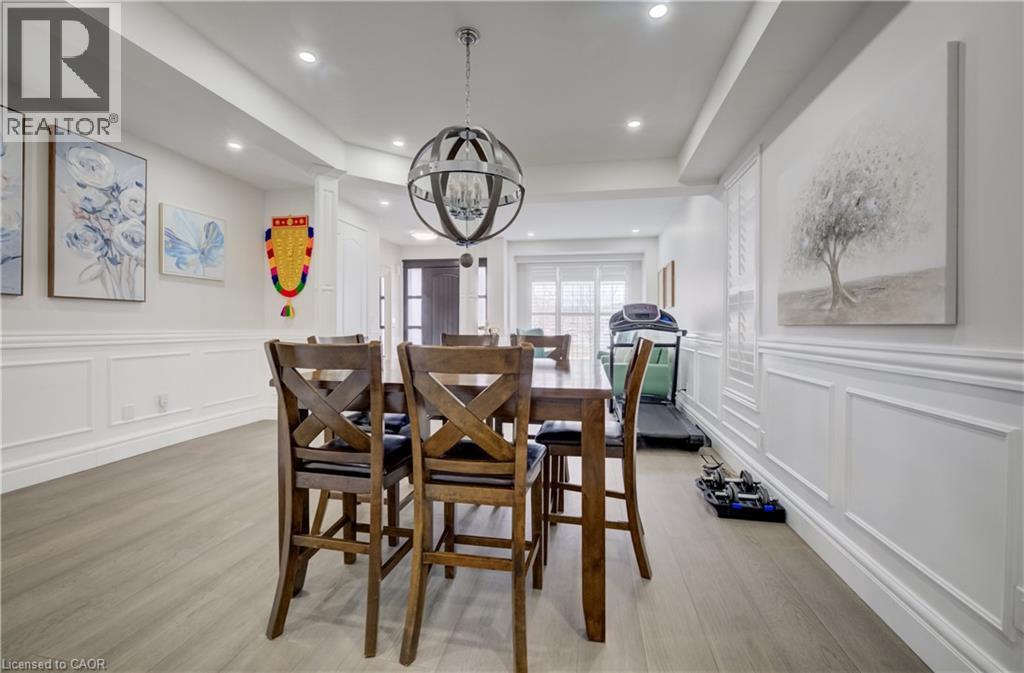 4612 Doug Wright Drive, Burlington, Ontario  L7M 0L6 - Photo 5 - 40813972