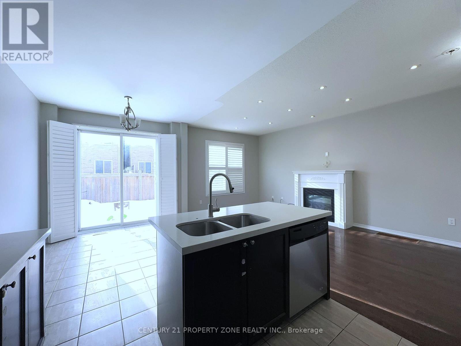 8 Loftsmoor Drive, Brampton, Ontario  L6R 0W2 - Photo 14 - W12907372