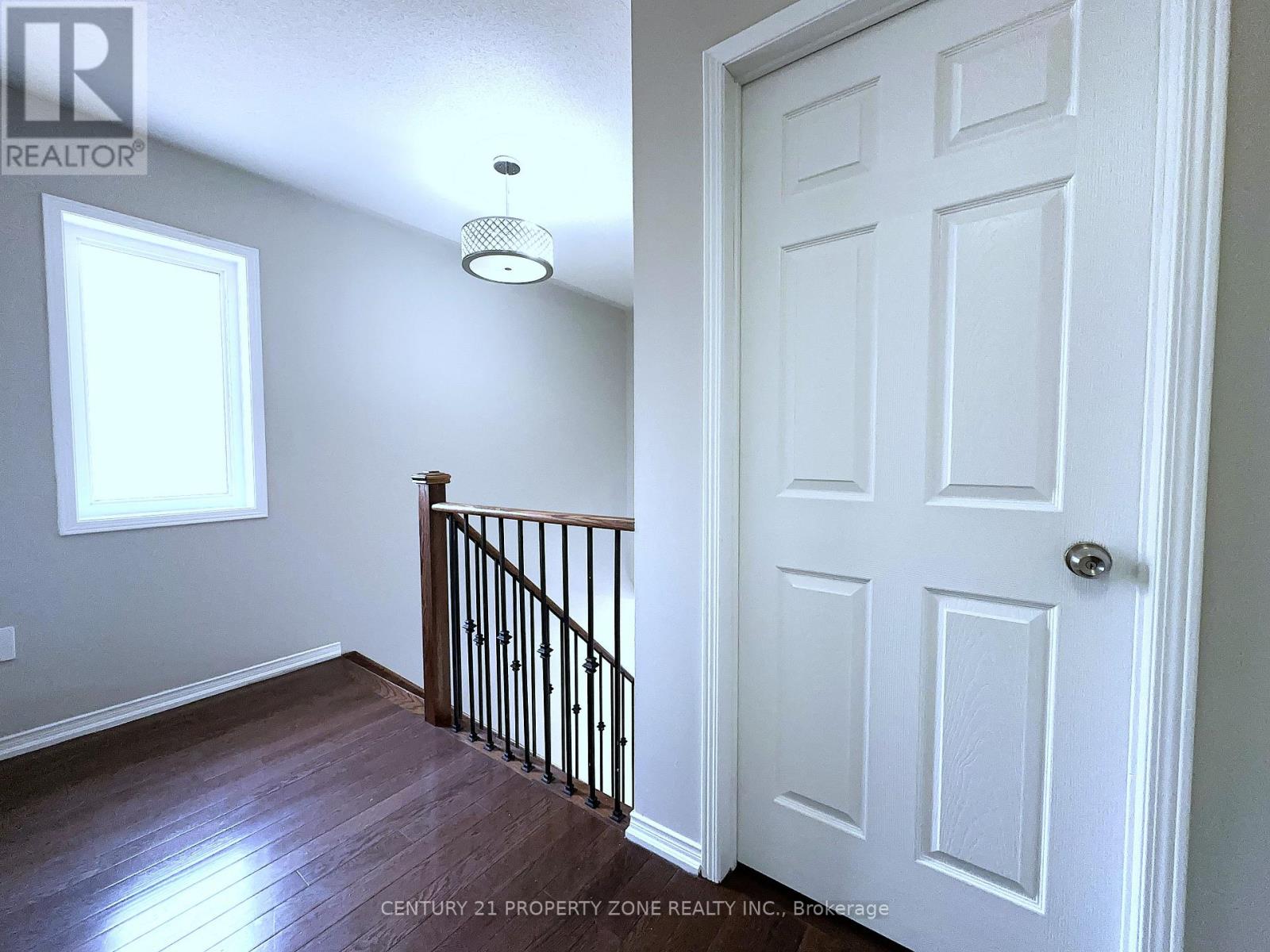 8 Loftsmoor Drive, Brampton, Ontario  L6R 0W2 - Photo 18 - W12907372