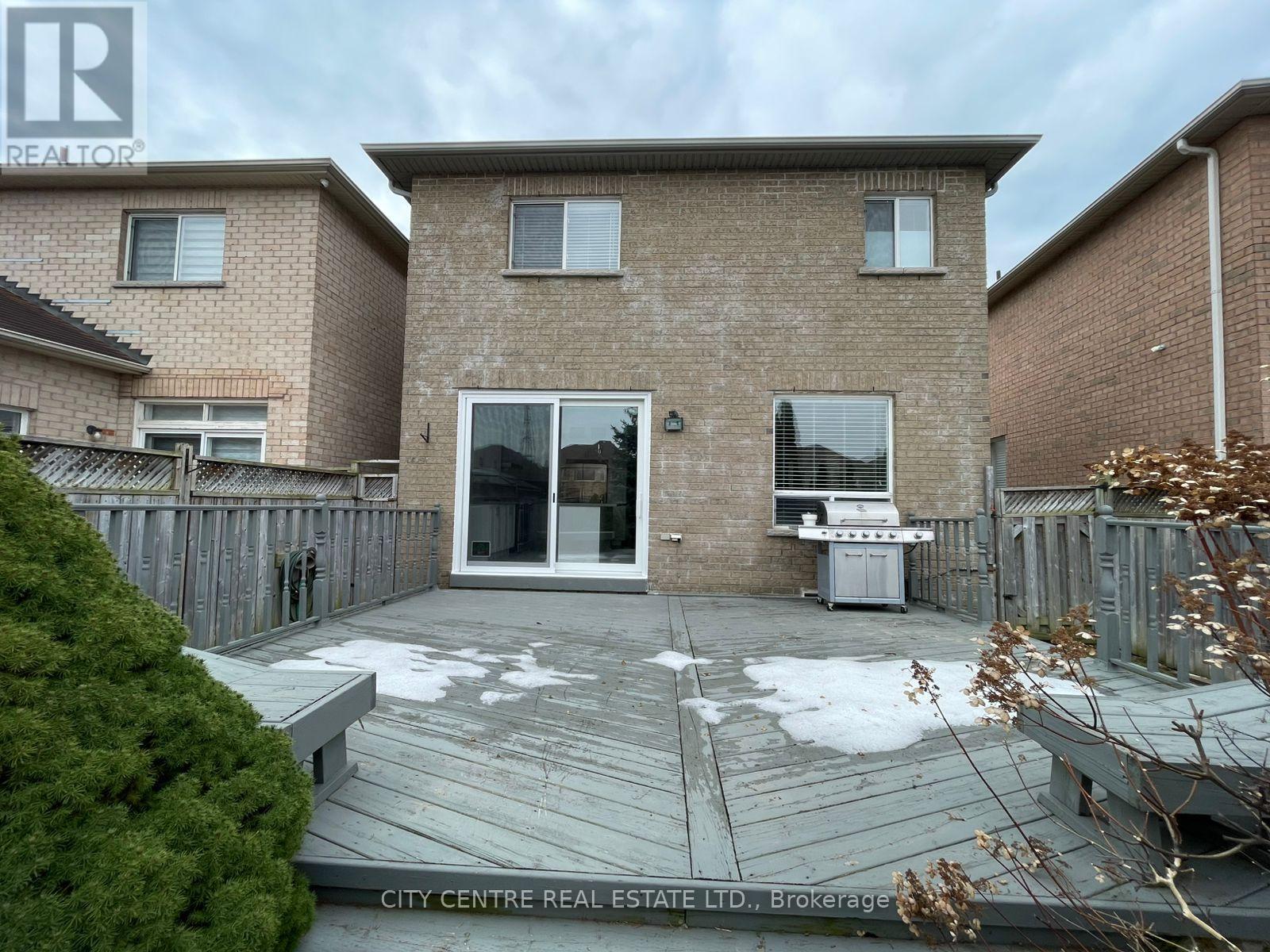 4777 Glasshill Grove, Mississauga, Ontario  L5M 7R6 - Photo 48 - W12907376