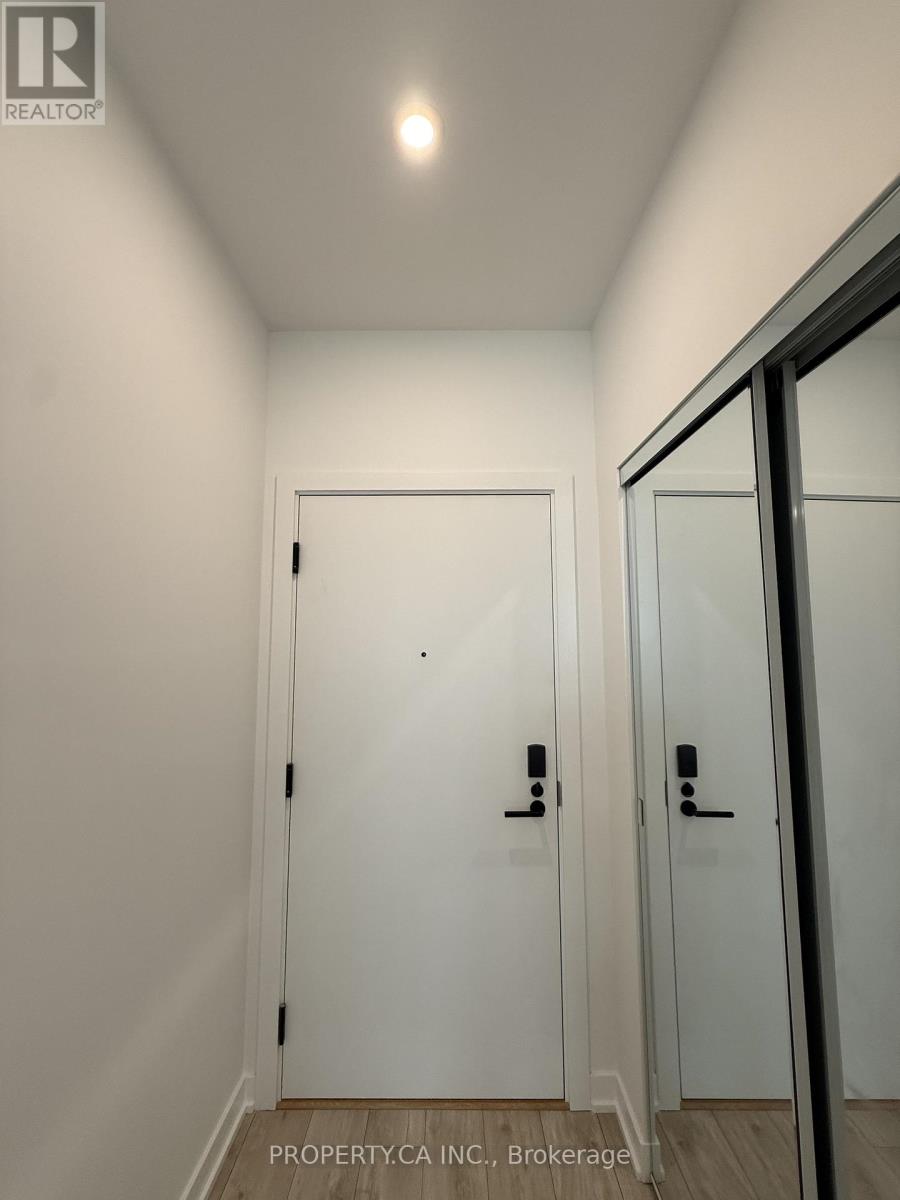 817 - 720 Whitlock Avenue, Milton, Ontario  L9E 2B5 - Photo 3 - W12907412