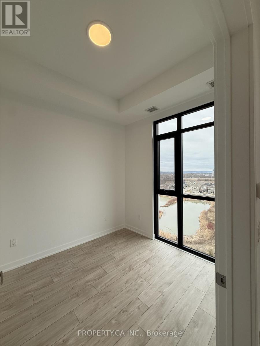 817 - 720 Whitlock Avenue, Milton, Ontario  L9E 2B5 - Photo 6 - W12907412